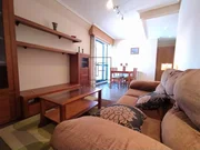 Se alquila piso con terraza en portanova