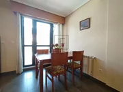 Se alquila piso con terraza en portanova