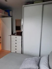 Apartamento totalmentee reformado de 2 dormitorios en catabois, ferrol