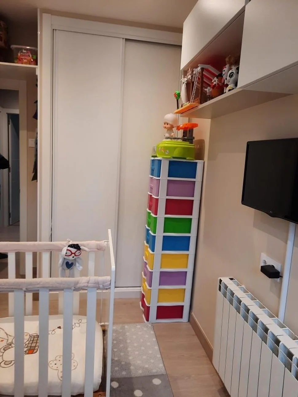 Apartamento totalmentee reformado de 2 dormitorios en catabois, ferrol