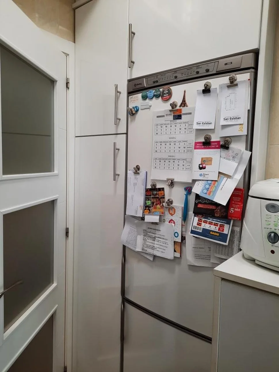 Apartamento totalmentee reformado de 2 dormitorios en catabois, ferrol