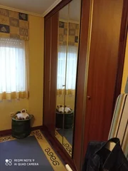 Se vende céntrico piso en fene