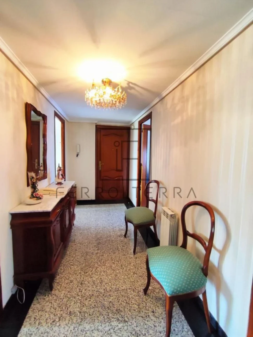 Piso amueblado y amplio