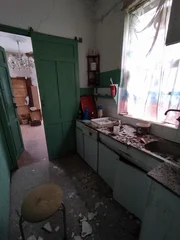 Se vende edificio para reforma integral en el centro con balcones y garajen en canido, ferrol