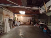 Se vende edificio para reforma integral en el centro con balcones y garajen en canido, ferrol