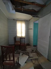 Se vende edificio para reforma integral en el centro con balcones y garajen en canido, ferrol