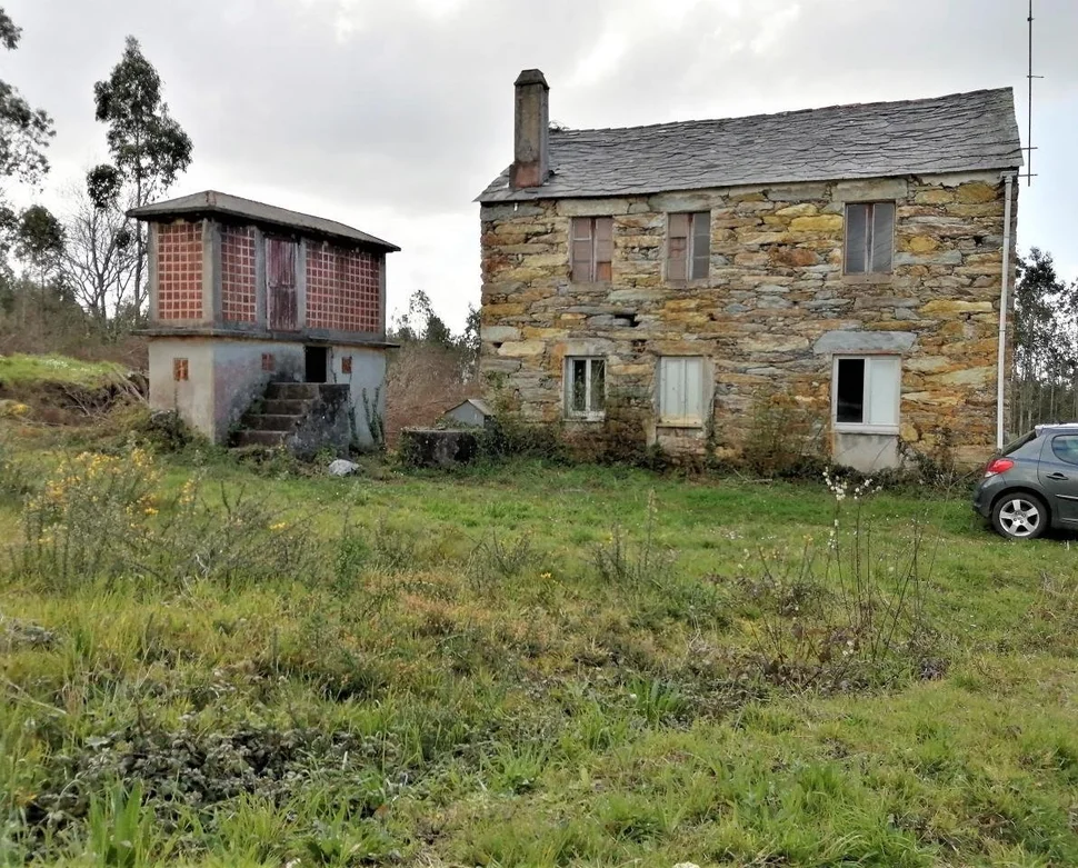 Casa de piedra para rehabilitar en narahío, san sadurniño