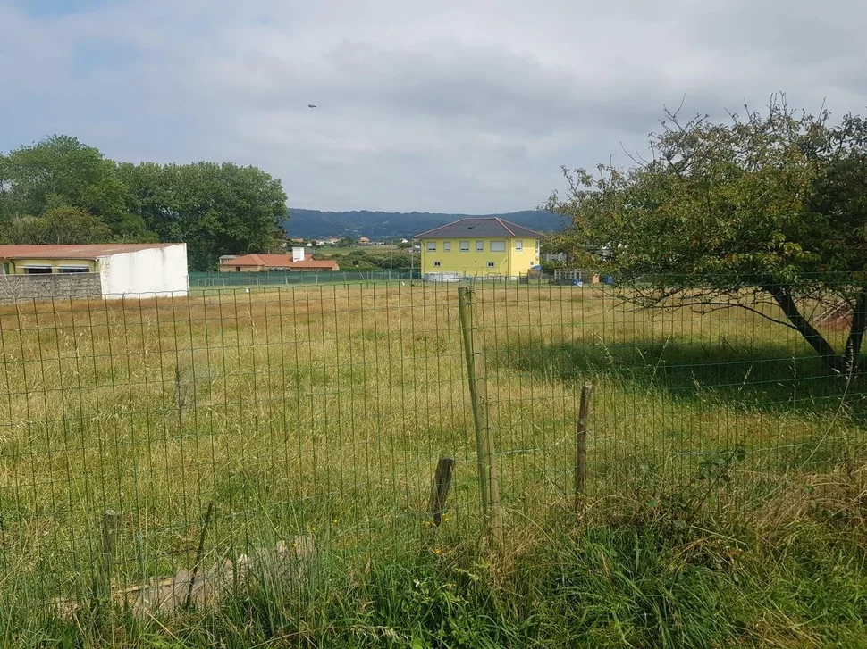 Casa con finca en meirás-valdoviño