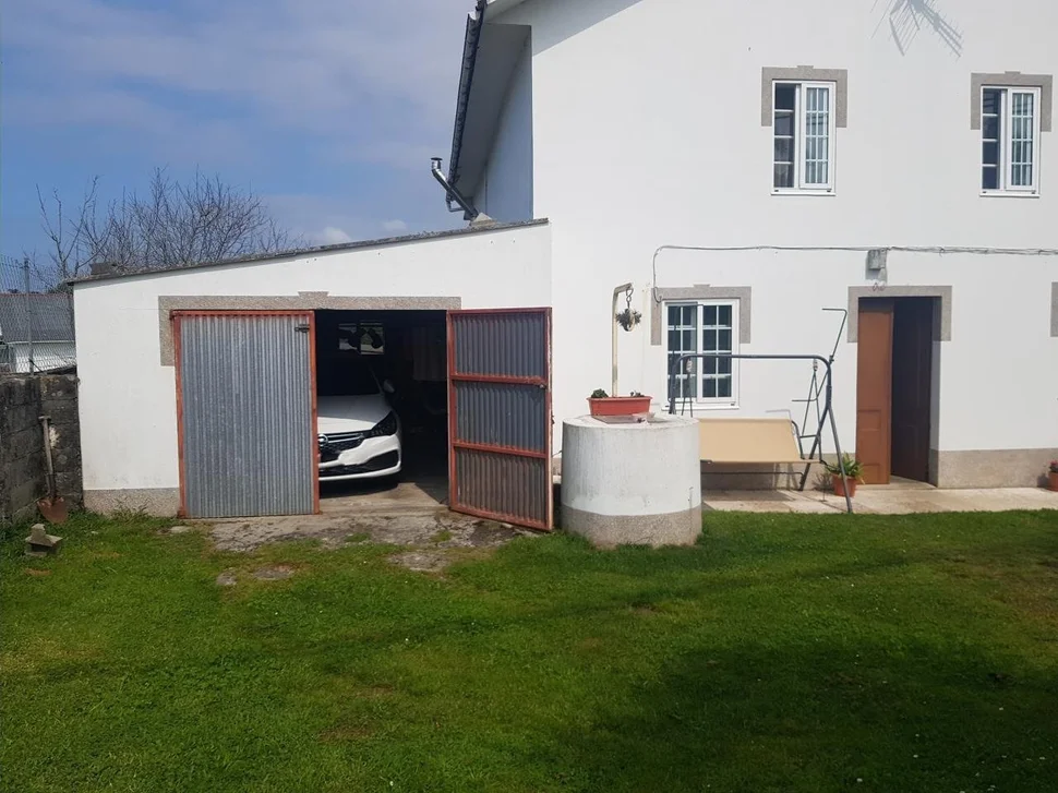 Casa con finca en meirás-valdoviño