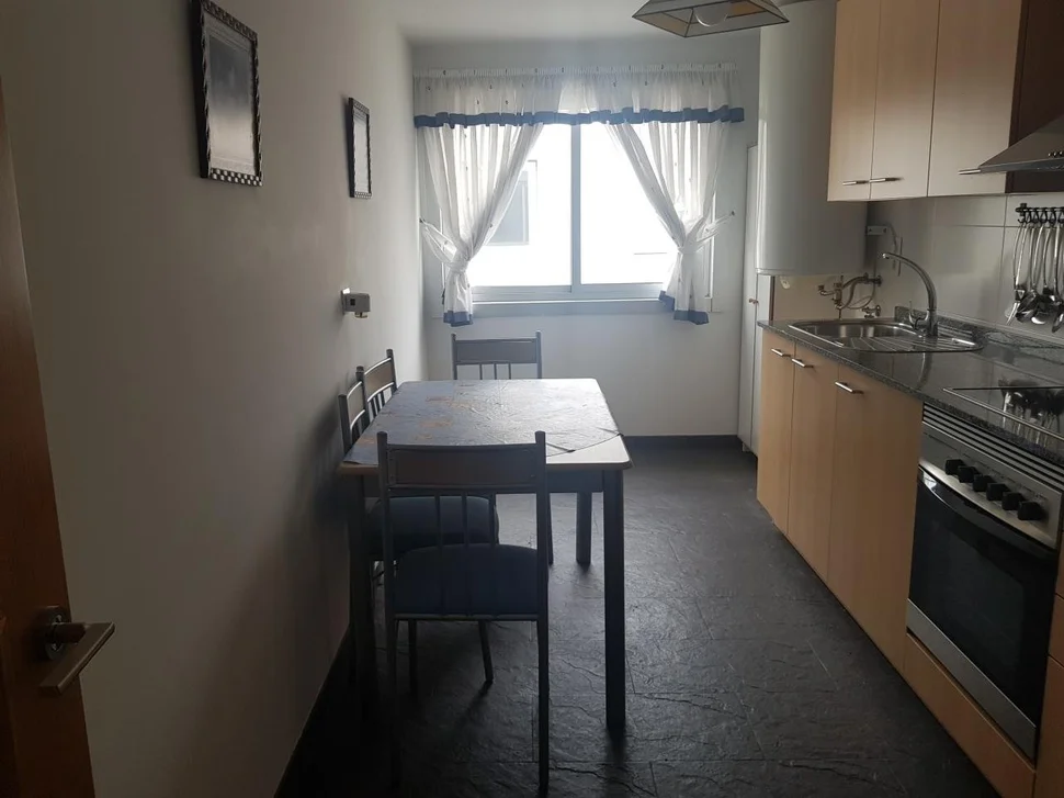 Apartamento semi-nuevo en ares
