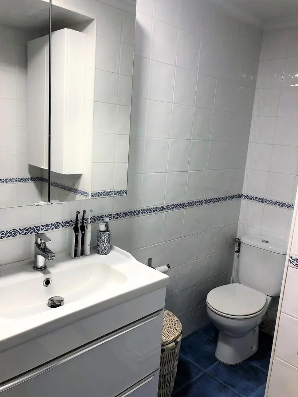 Se vende piso semiamueblado