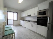 Se vende piso semiamueblado