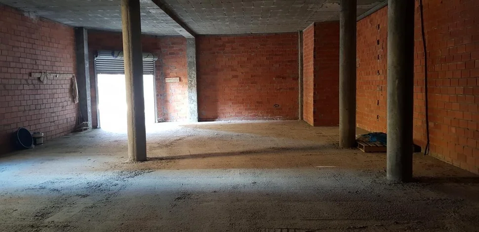 Alquiler de local en ares, ares