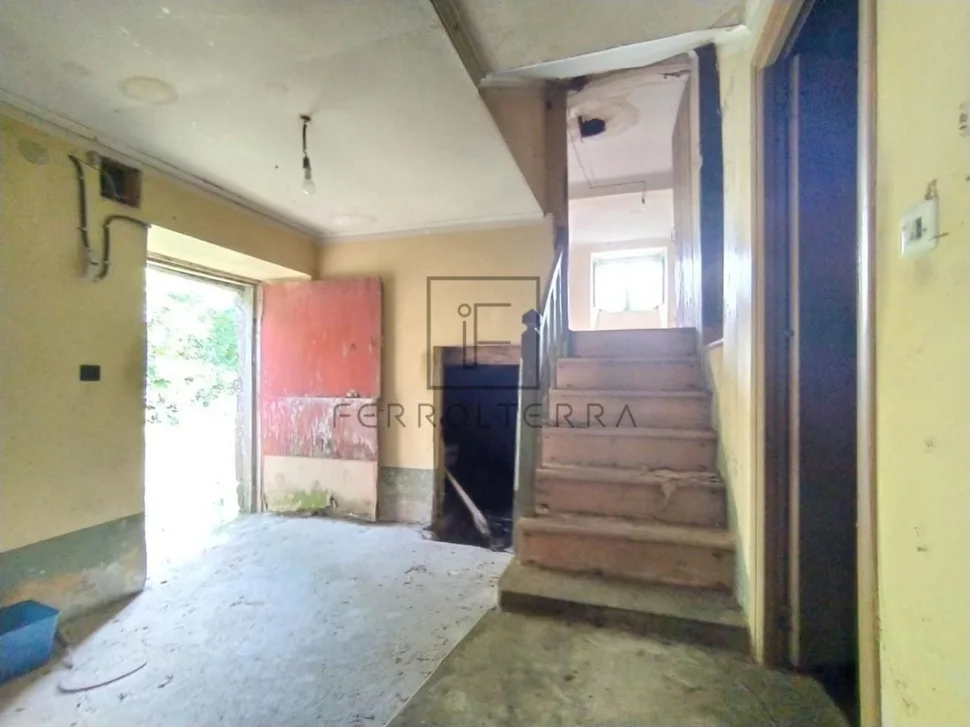 Se vende finca edificable de 944 mts ( somozas)