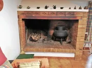 Casa adosada y totalmente amueblada con finca anexada