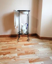 Casa adosada y totalmente amueblada con finca anexada