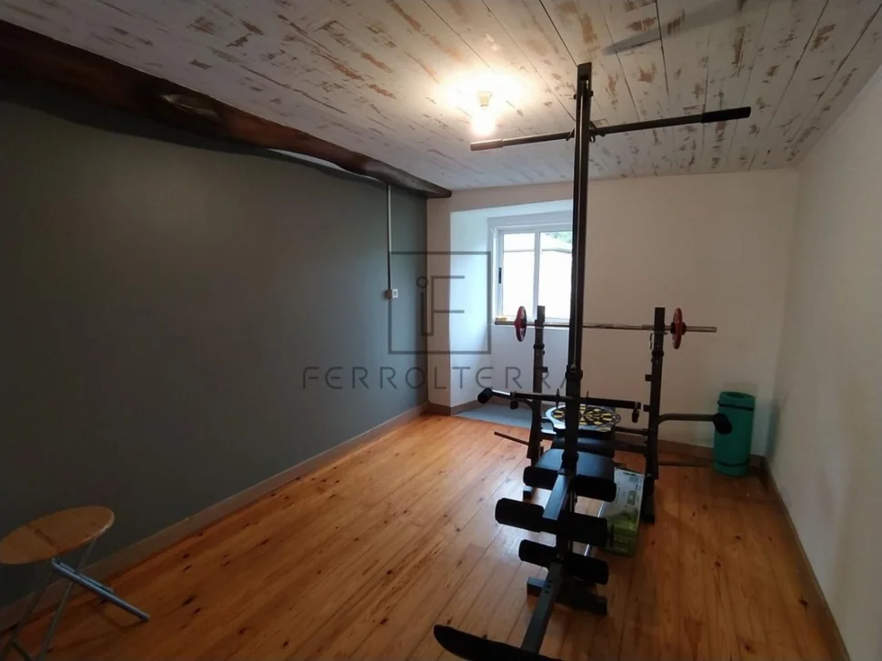 Se vende casa recientemente restaurada ( san sadurniño)