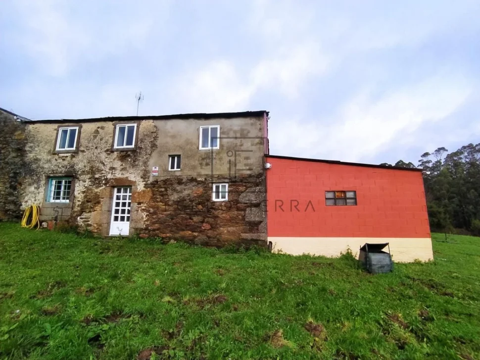 Se vende casa recientemente restaurada ( san sadurniño)