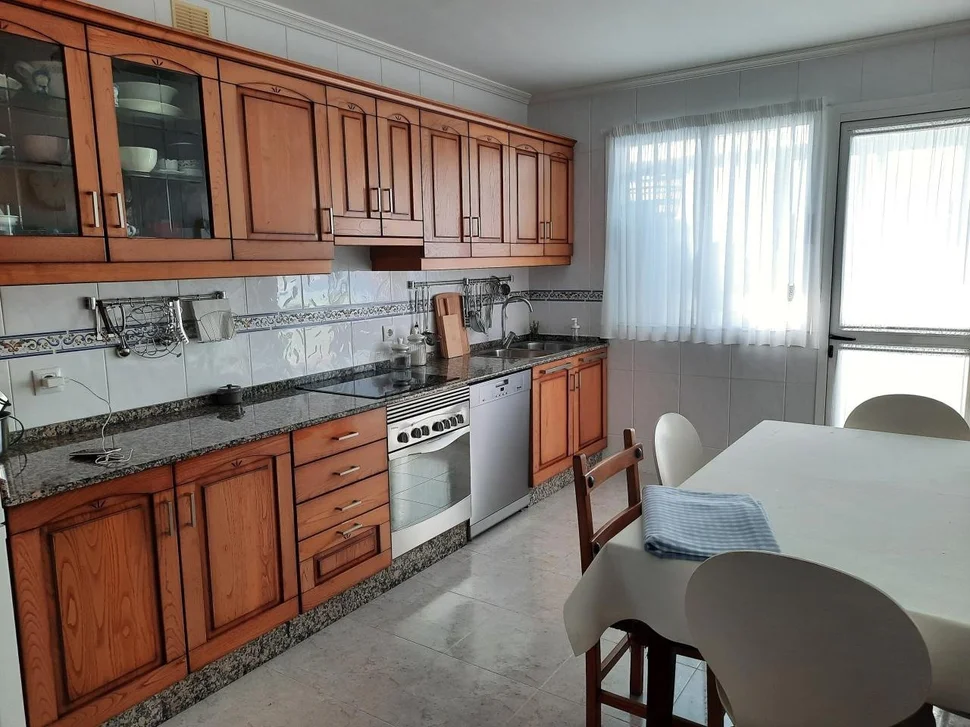 Fantástico piso con ascensor, trastero y garaje en ferrol