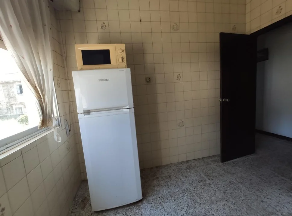 Se vende casa para reformar próxima al arenal de cabañas