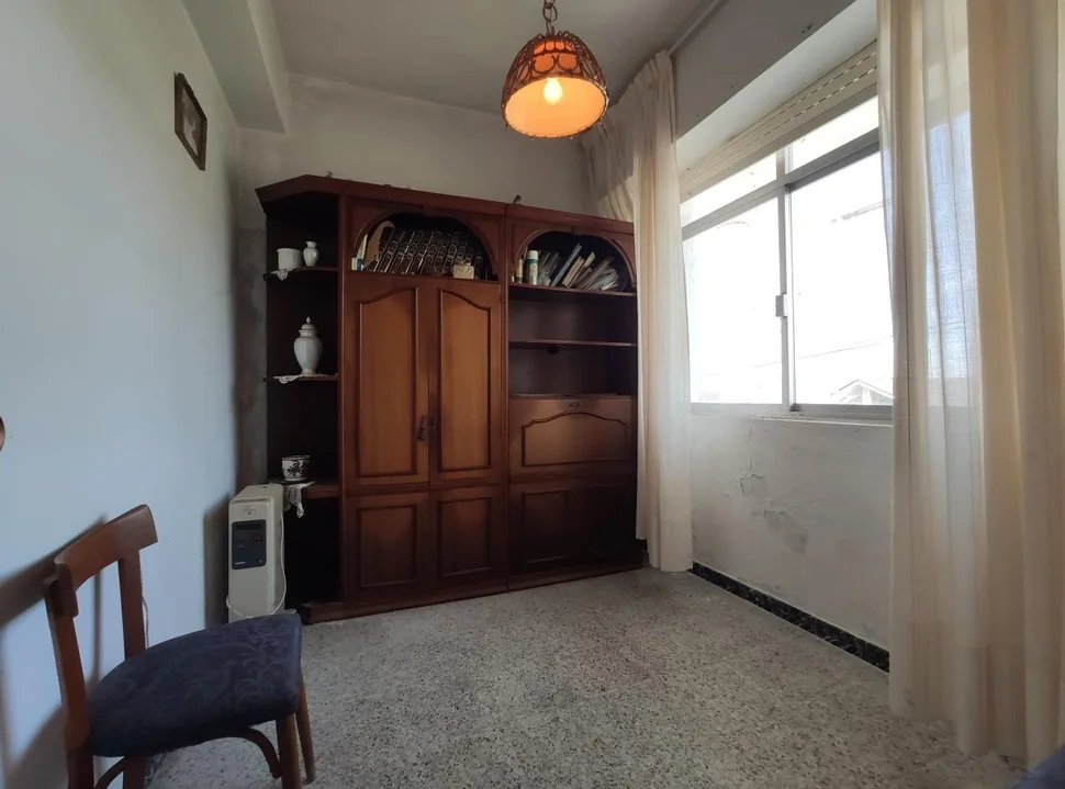 Se vende casa para reformar próxima al arenal de cabañas