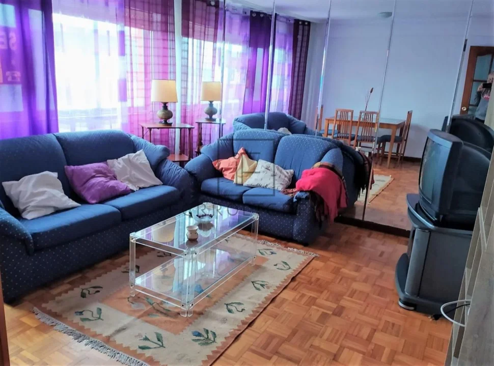 Se vende piso en san juan, ferrol