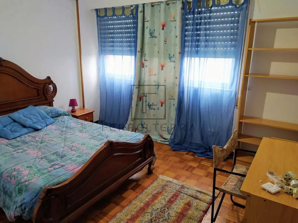 Se vende piso en san juan, ferrol