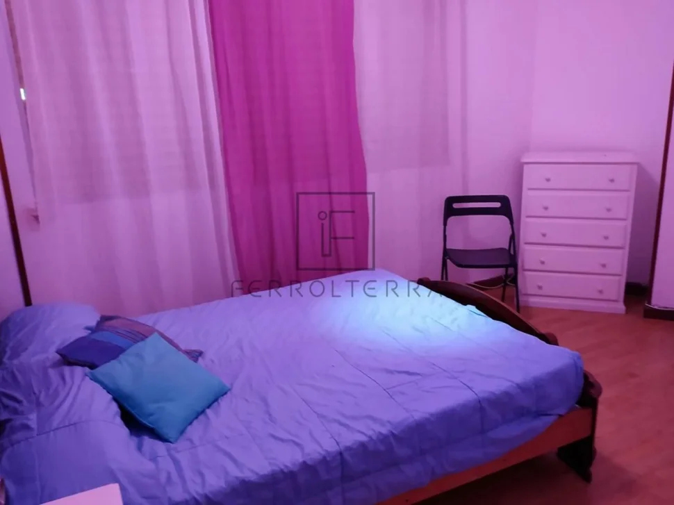 Se vende piso en san juan, ferrol