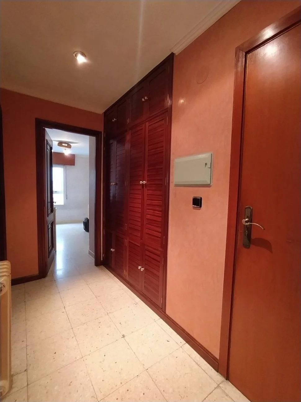 Se vende piso para reformar en esteiro (vpo)