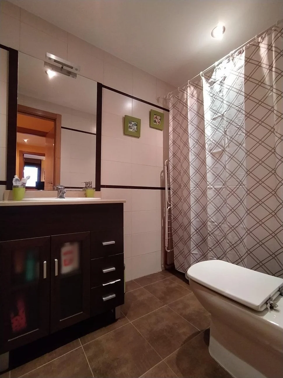 Coqueto piso en la zona de ares con zona comunitaria ajardinada