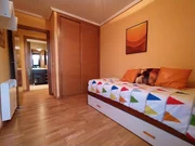 Coqueto piso en la zona de ares con zona comunitaria ajardinada