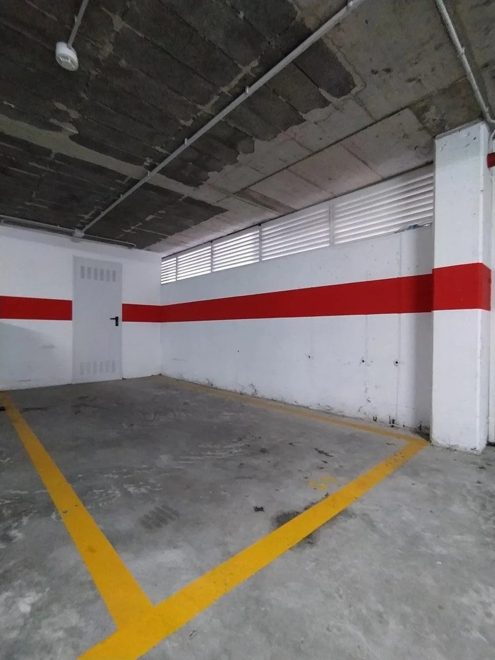 Coqueto piso en la zona de ares con zona comunitaria ajardinada