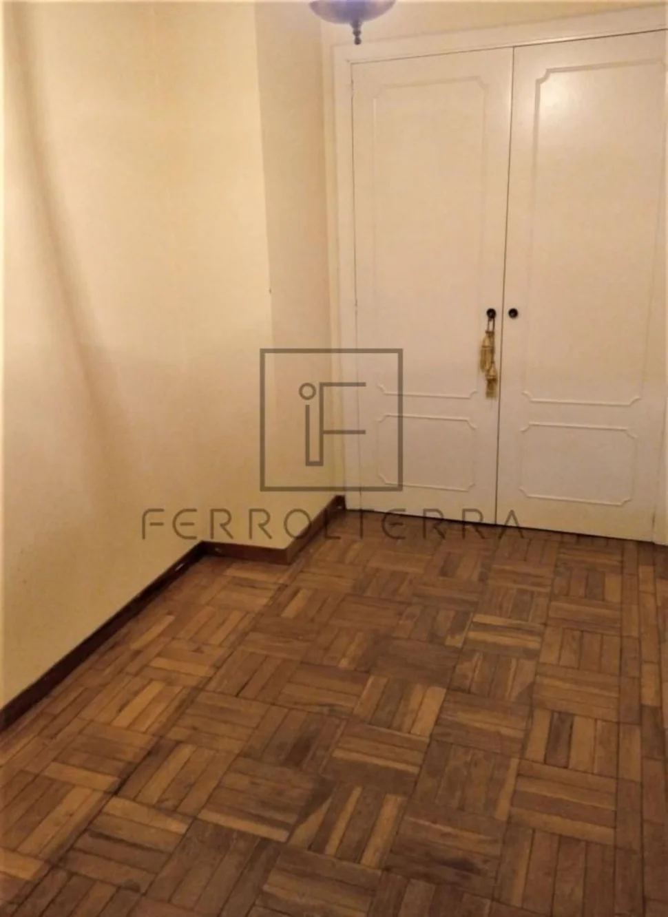 Se vende piso en ferrol