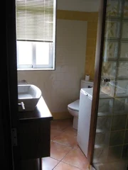 Se vende apartamento bien situado en feal-xuvia, narón