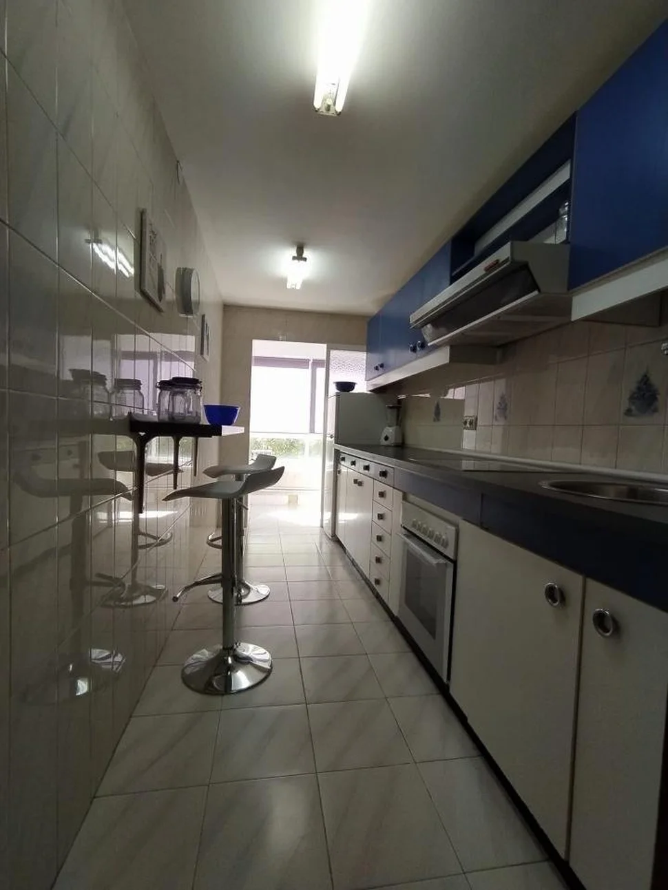 Se alquila piso en caranza