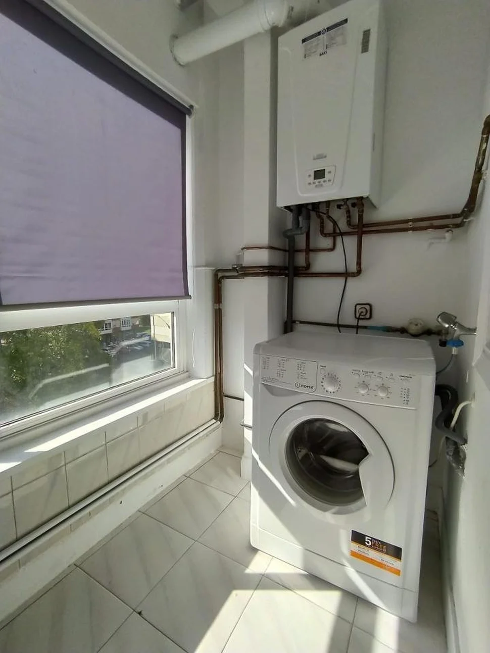 Se alquila piso en caranza