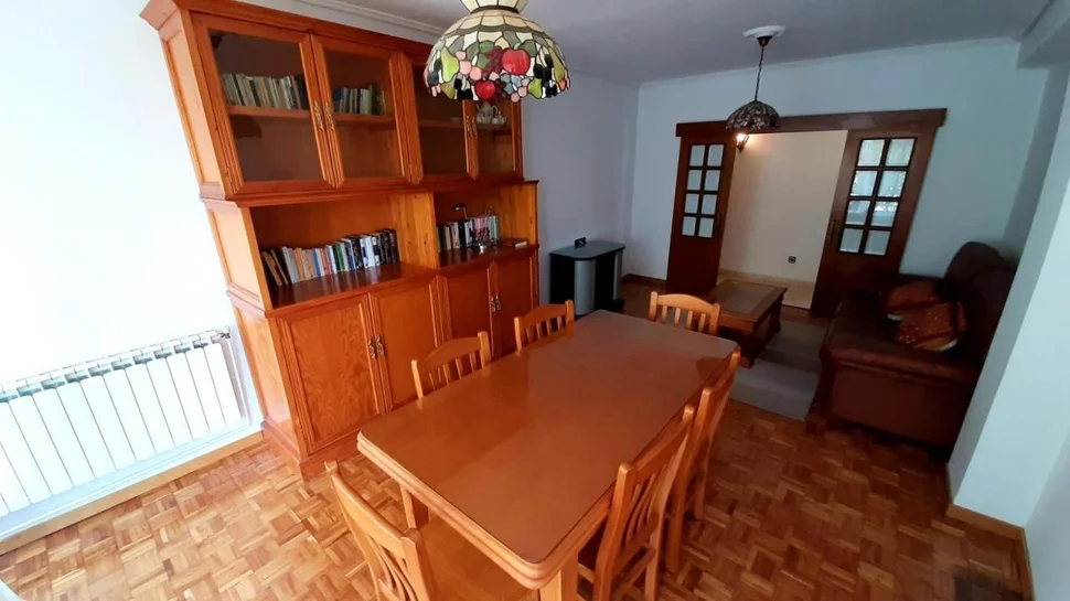 Se alquila piso en caranza