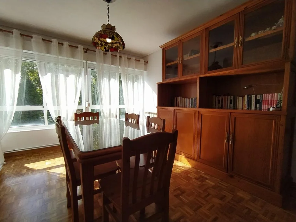 Se alquila piso en caranza