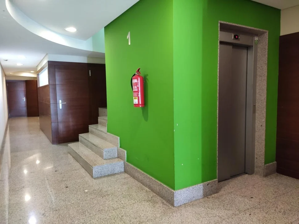 Se vende piso en narón, narón