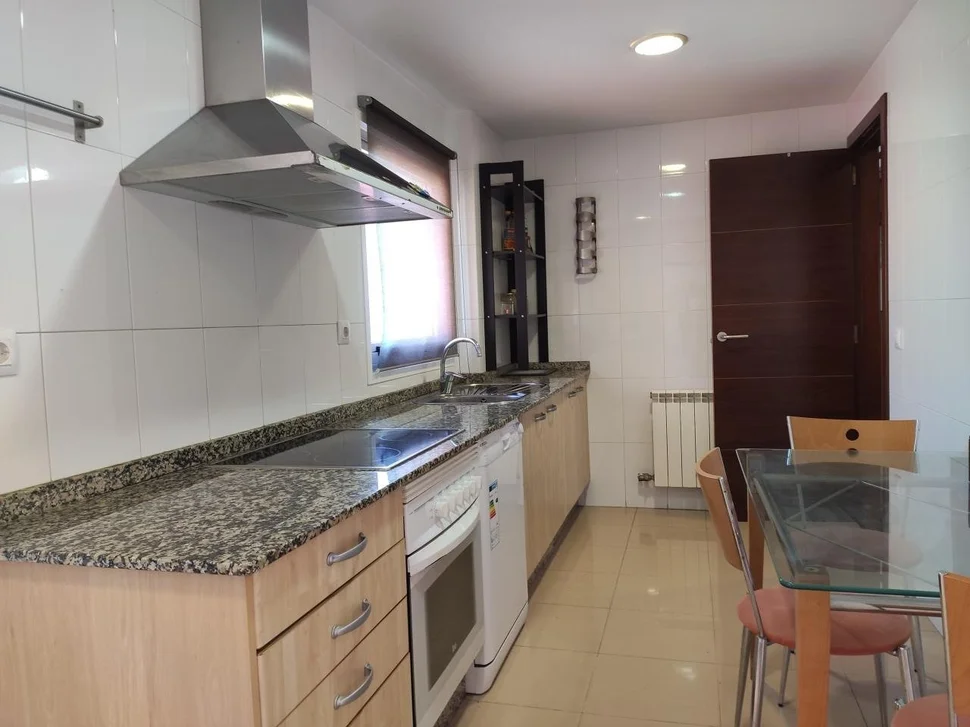 Se vende piso en narón, narón