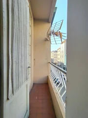 Se vende piso con balcon en ultramar para reformar