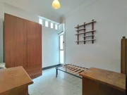 Se vende piso con balcon en ultramar para reformar