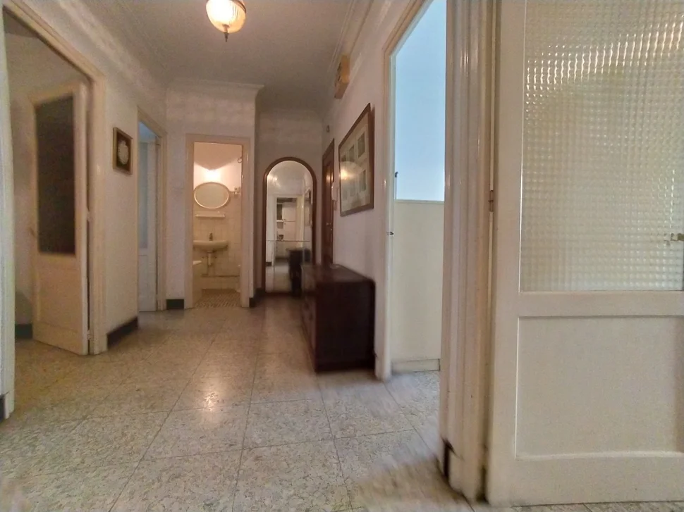 Se vende piso con balcon en ultramar para reformar