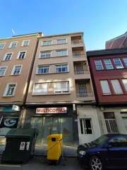 Se vende piso con balcon en ultramar para reformar