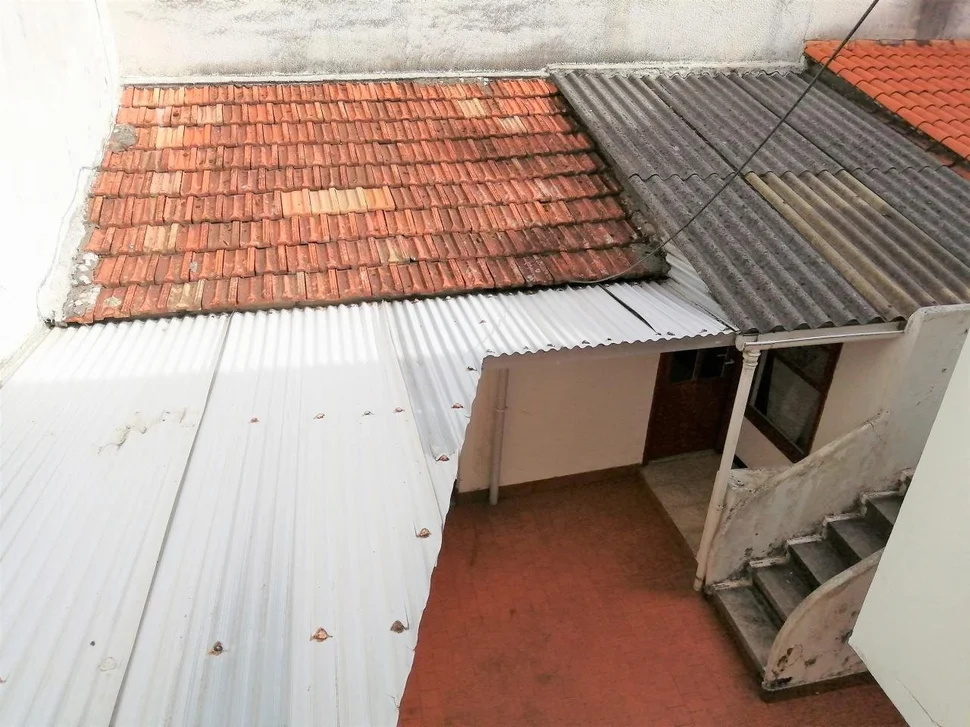 Se vende casa de dos plantas en la gándara, narón