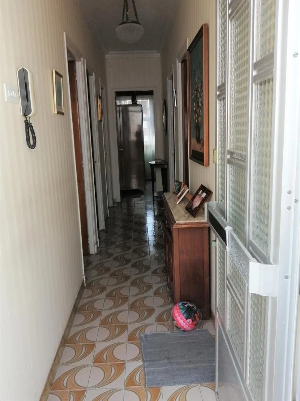 Se vende casa de dos plantas en la gándara, narón