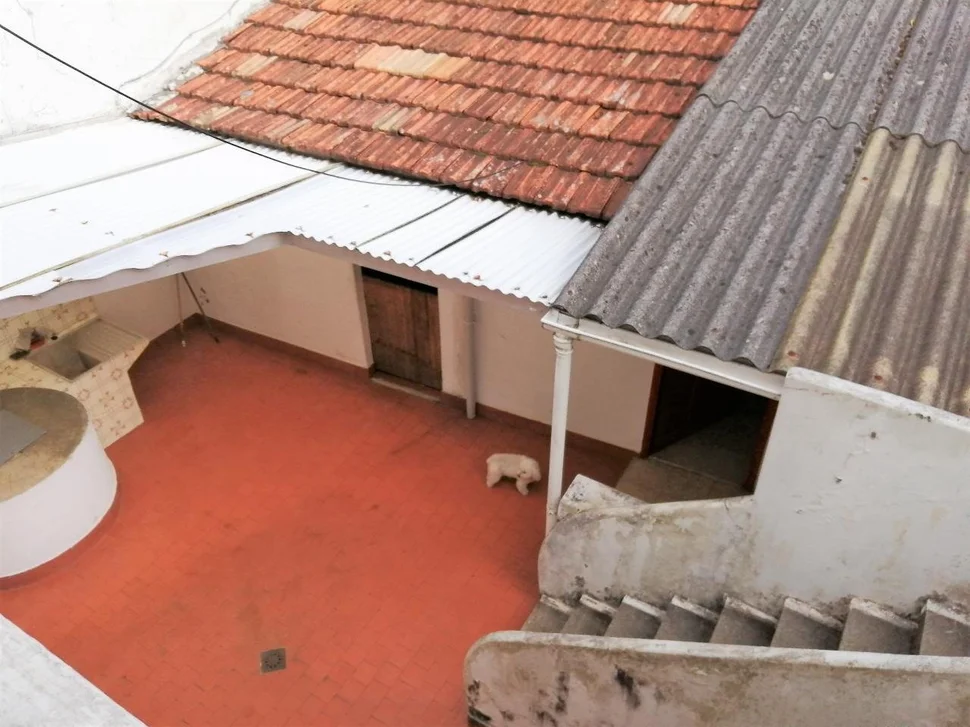 Se vende casa de dos plantas en la gándara, narón