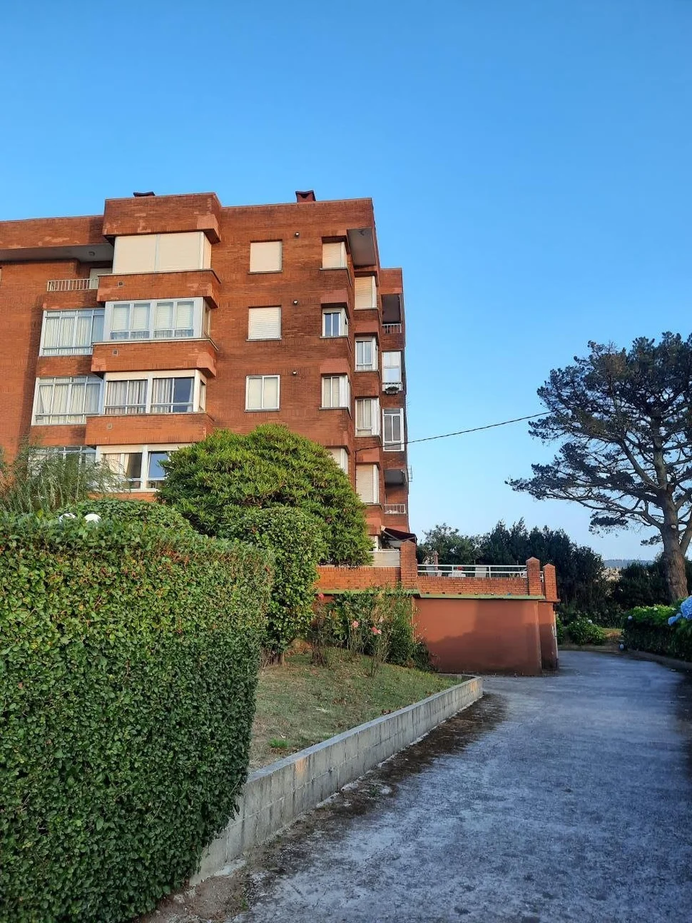 Alquiler de piso con terraza y garaje en valdoviño