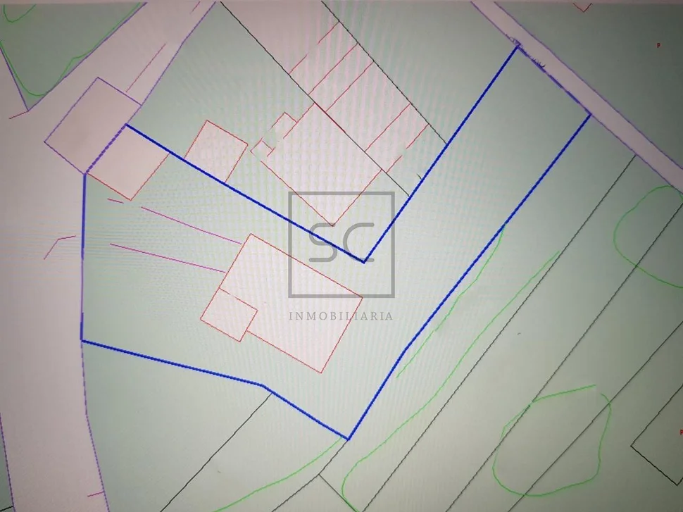 Casa con finca, bodega y piscina, en redes, ares