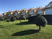 Se vende o alquila con opción de compra chalet en primera línea de playa